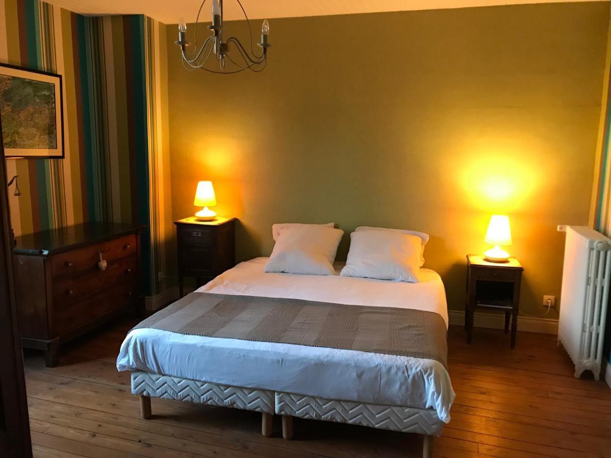 Un Jardin Dans La Ville Bed & Breakfast Chalons en Champagne Luaran gambar