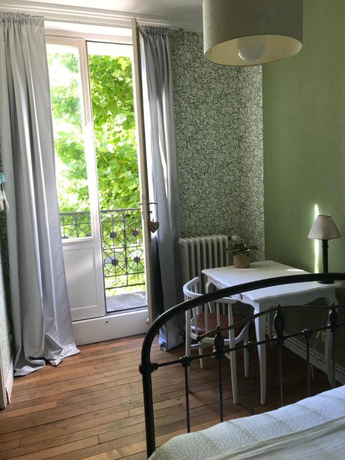 Un Jardin Dans La Ville Bed & Breakfast Chalons en Champagne Luaran gambar